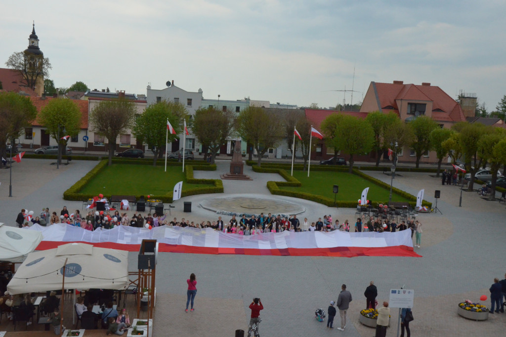 Ksiąski rynek na biało i czerwono
