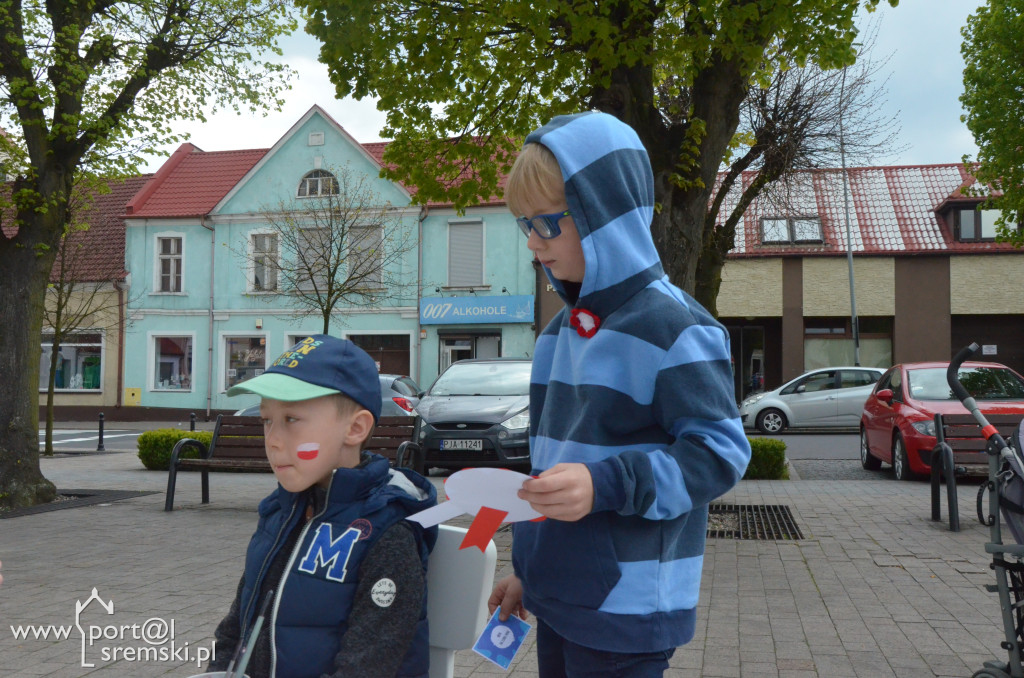 Ksiąski rynek na biało i czerwono