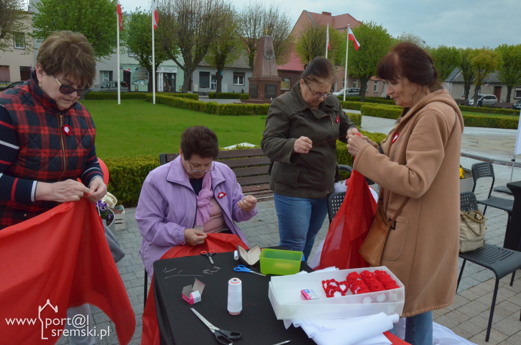 Ksiąski rynek na biało i czerwono