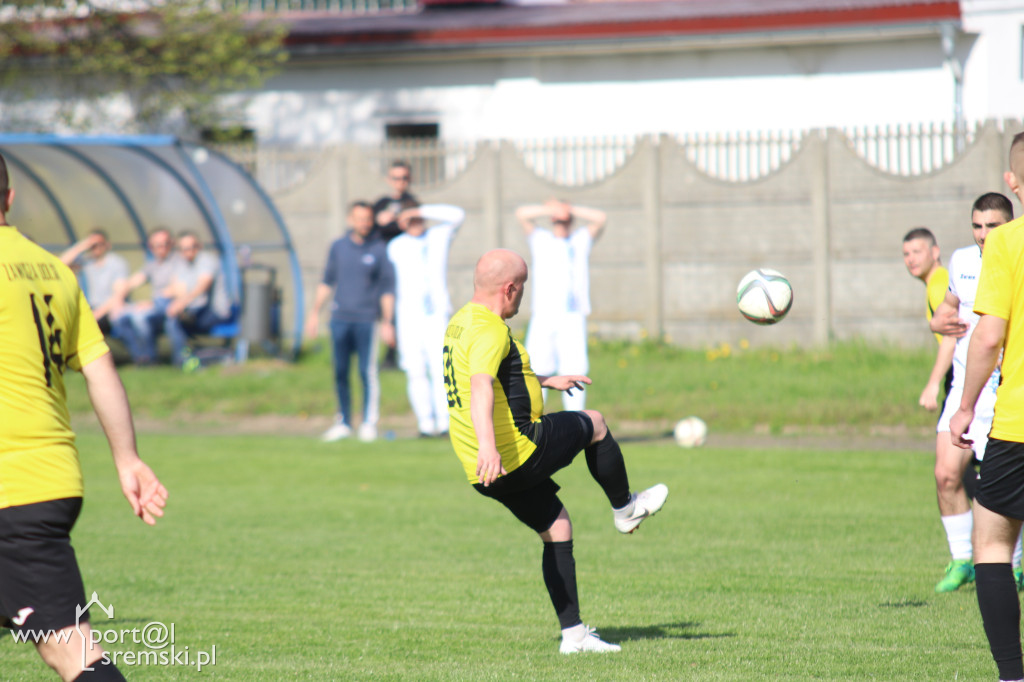 Zawisza Dolsk- Avia Kamionki