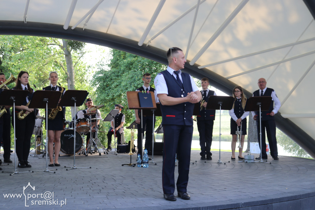 Koncert orkiestry w śremskim amfiteatrze