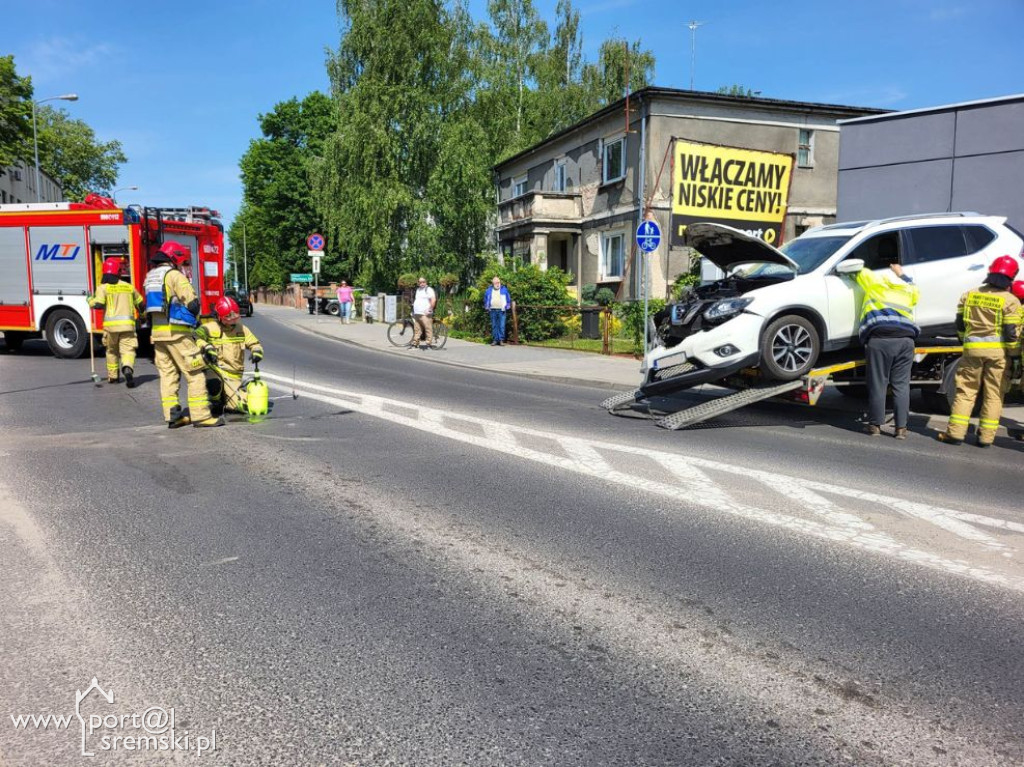 Kolizja na ul. Sikorskiego w Śremie