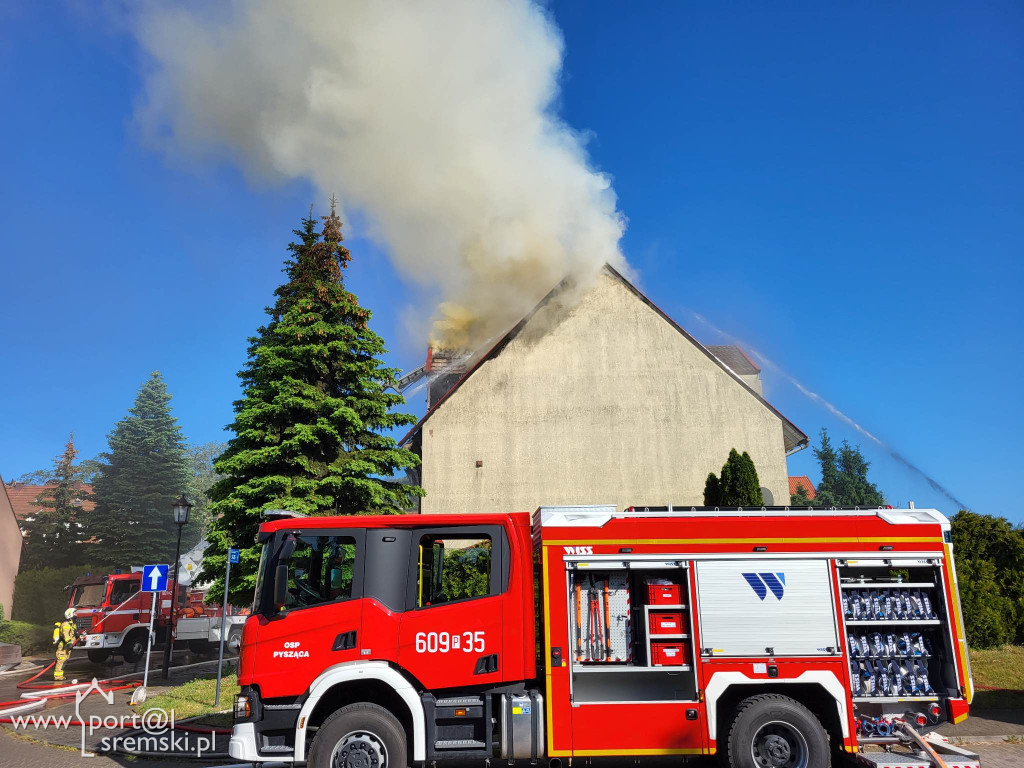 Pożar budynku przy ul. Brzechwy w Śremie