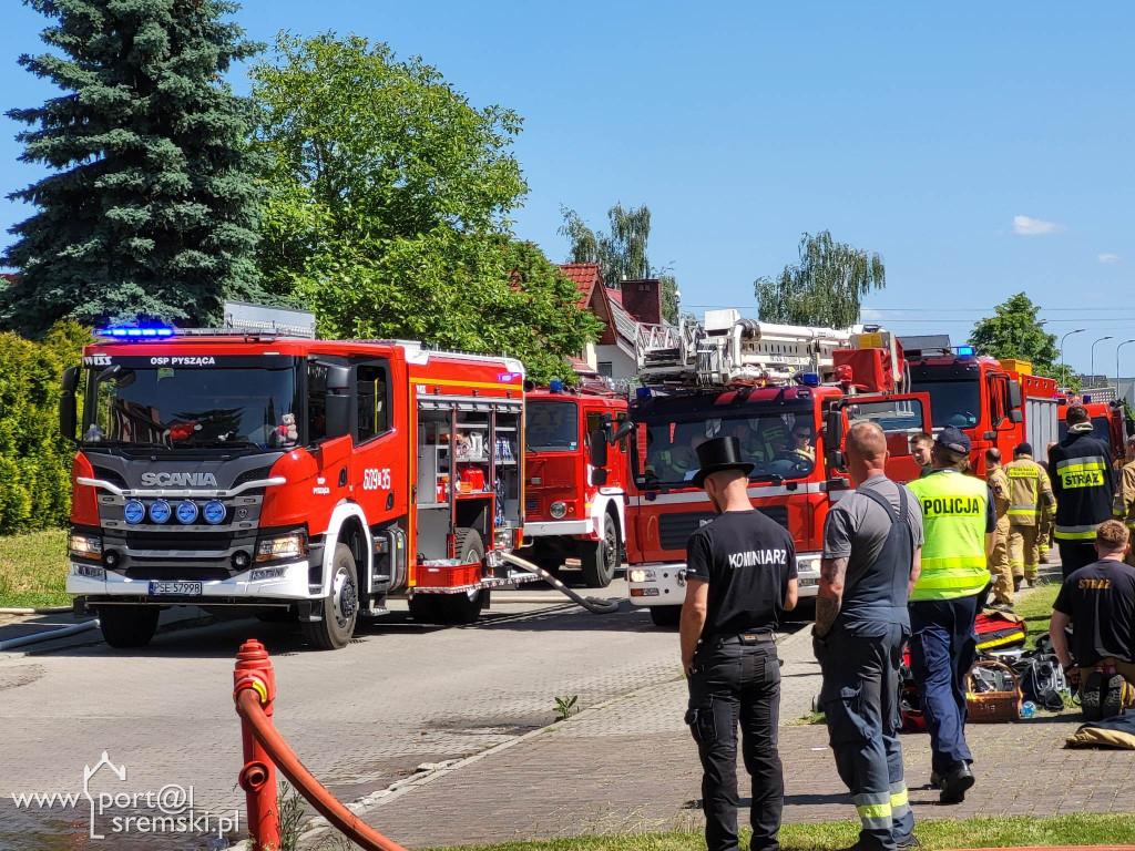 Pożar budynku przy ul. Brzechwy w Śremie