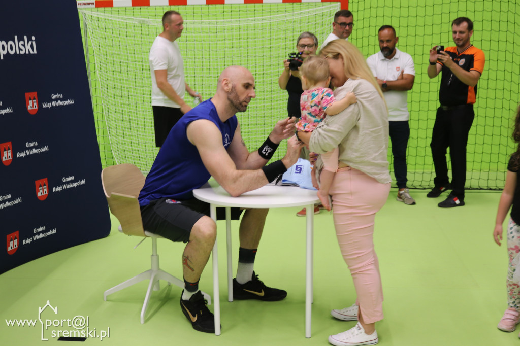 Marcin Gortat w Książu Wlkp.