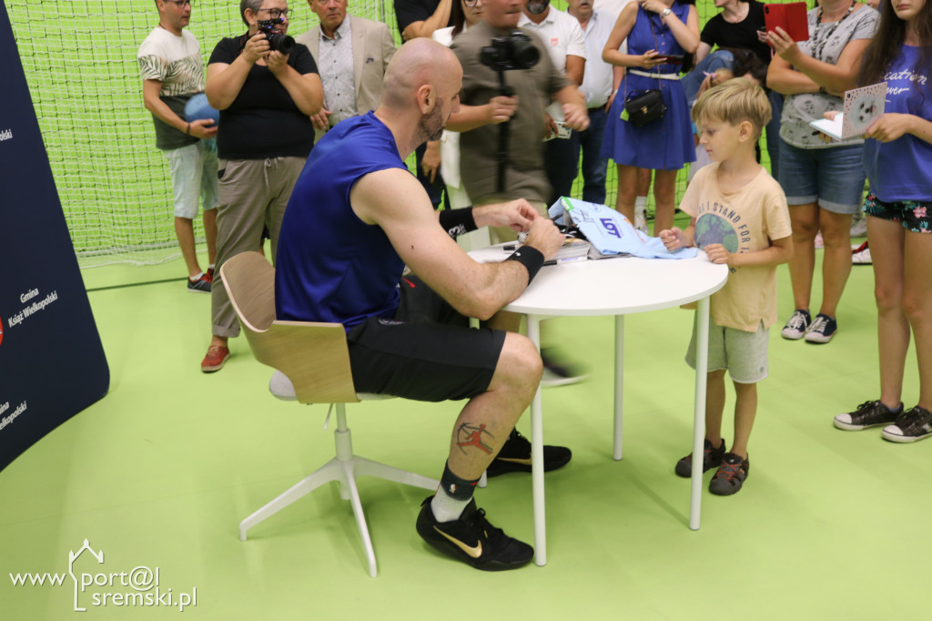Marcin Gortat w Książu Wlkp.