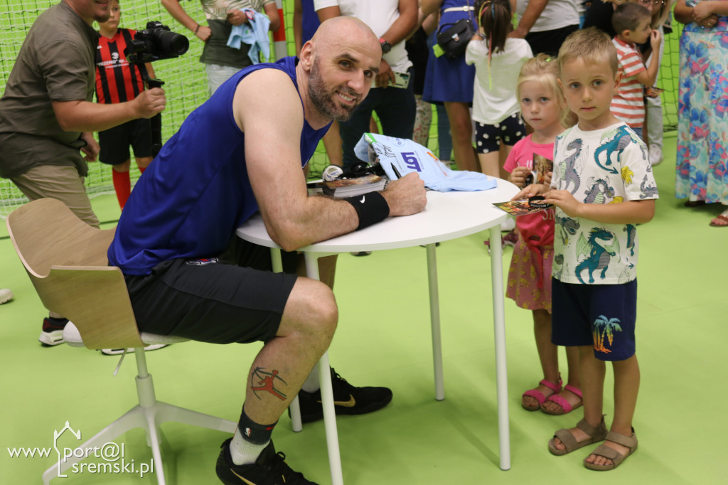 Marcin Gortat w Książu Wlkp.