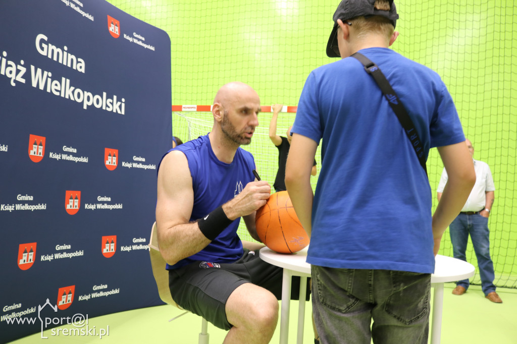 Marcin Gortat w Książu Wlkp.