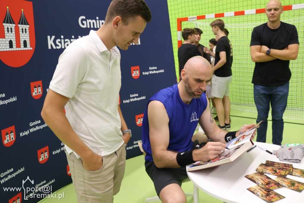 Marcin Gortat w Książu Wlkp.