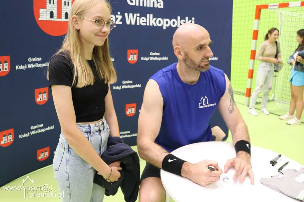 Marcin Gortat w Książu Wlkp.