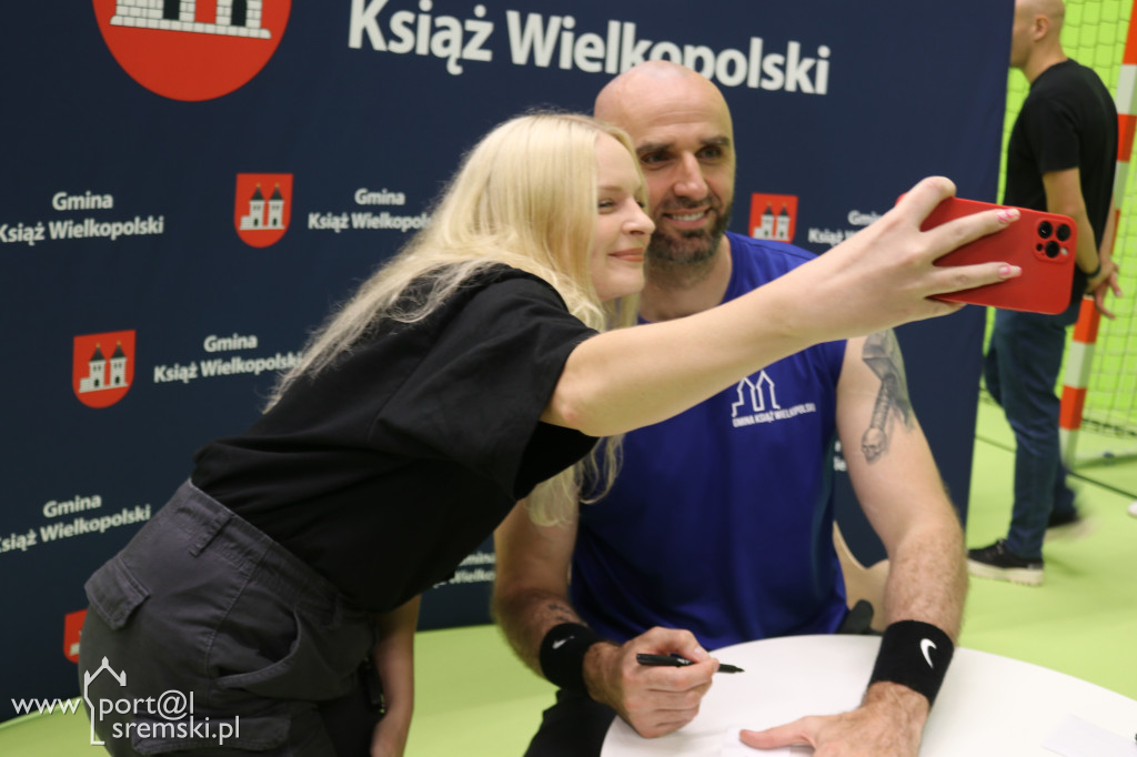 Marcin Gortat w Książu Wlkp.