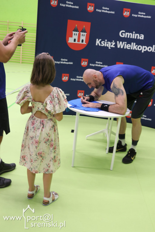 Marcin Gortat w Książu Wlkp.
