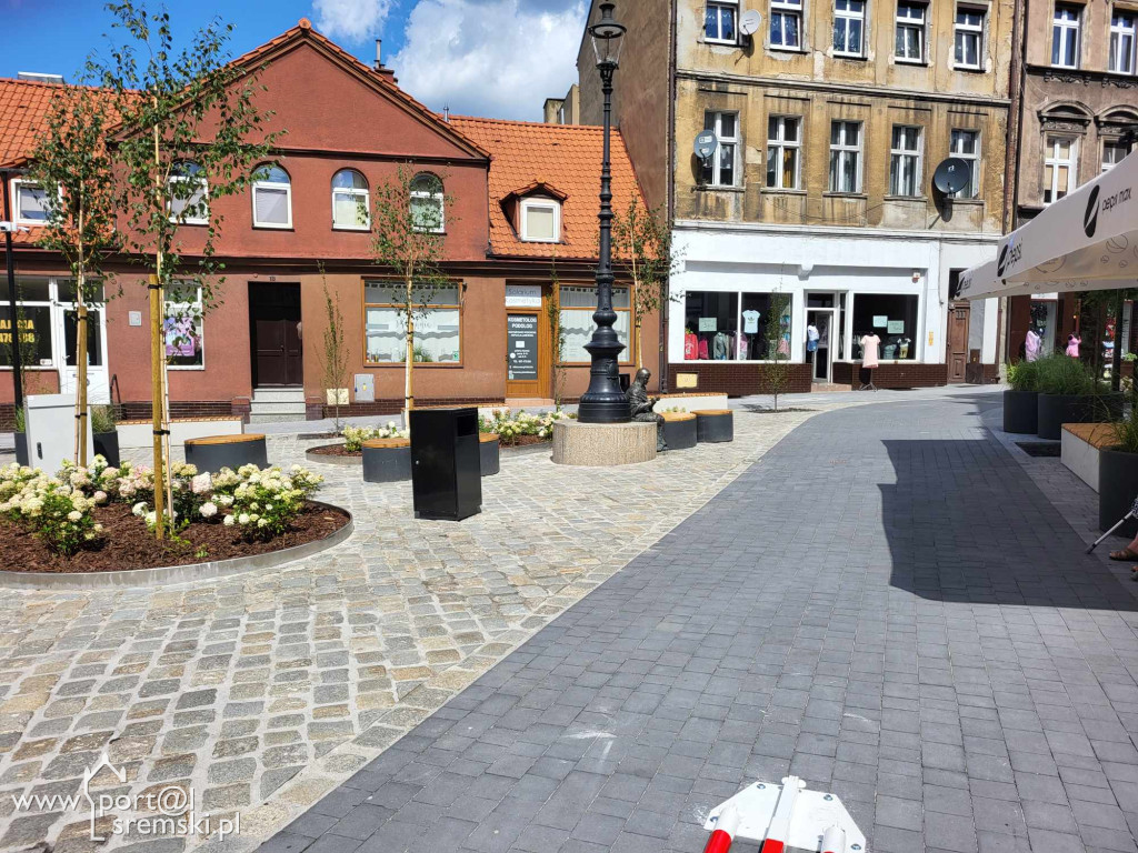 Zmodernizowany deptak w Śremie