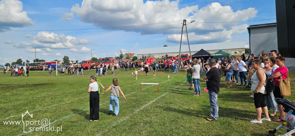 Zawody sportowo-pożarnicze w Kołacinie. Zawody strażackie.