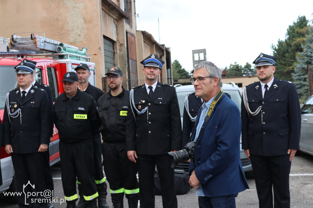 Przekazanie sprzętu jednostkom