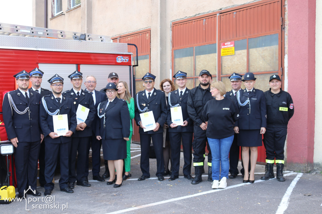 Przekazanie sprzętu jednostkom
