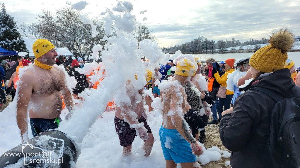 Charytatywna akcja - z sercem dla Mai i Ali