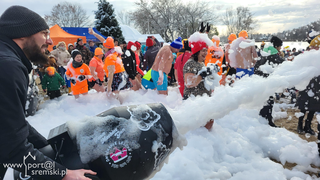 Charytatywna akcja - z sercem dla Mai i Ali