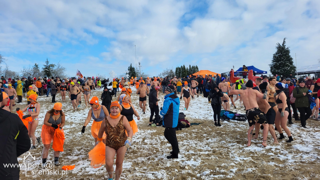 Charytatywna akcja - z sercem dla Mai i Ali