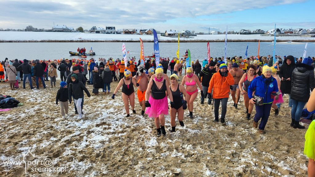 Charytatywna akcja - z sercem dla Mai i Ali