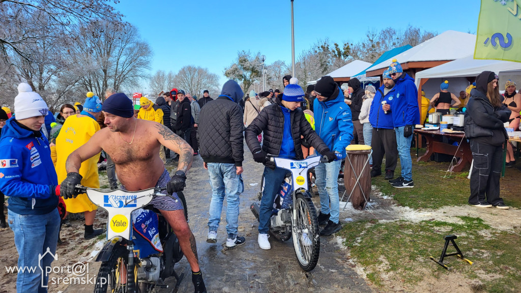 Charytatywna akcja - z sercem dla Mai i Ali