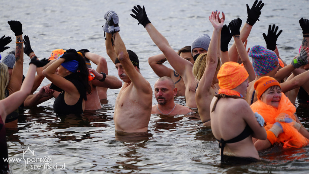 Charytatywna akcja - z sercem dla Mai i Ali