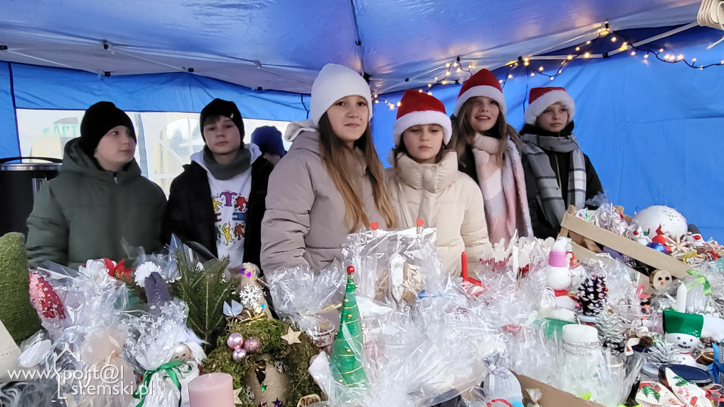 Kiermasz świąteczny w Dolsku