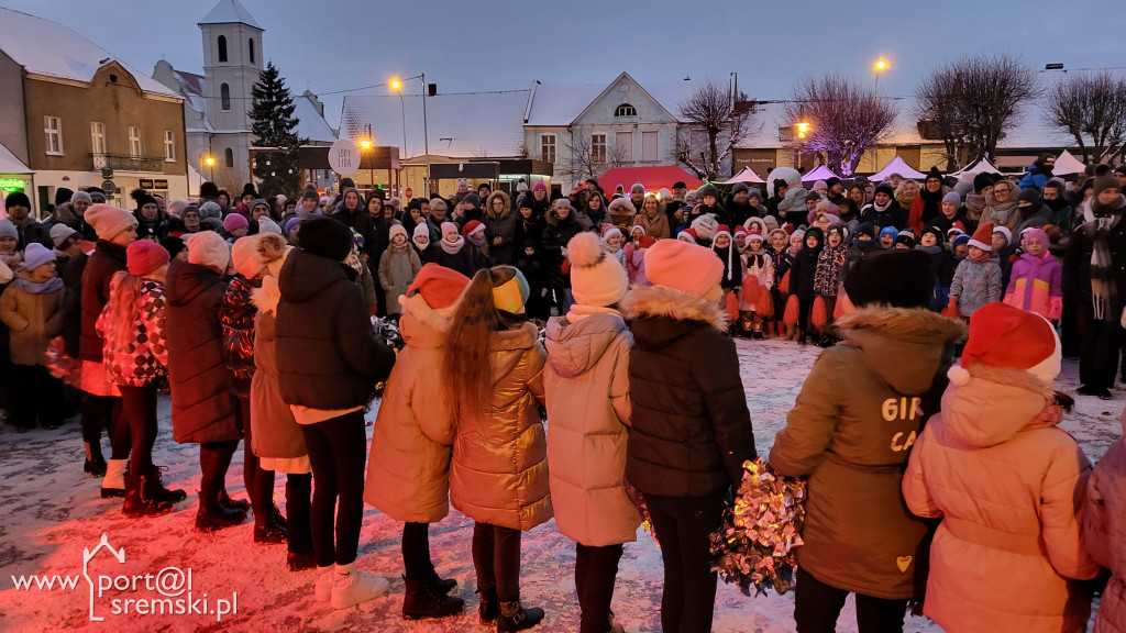 Świąteczny kiermasz w Książu Wlkp.