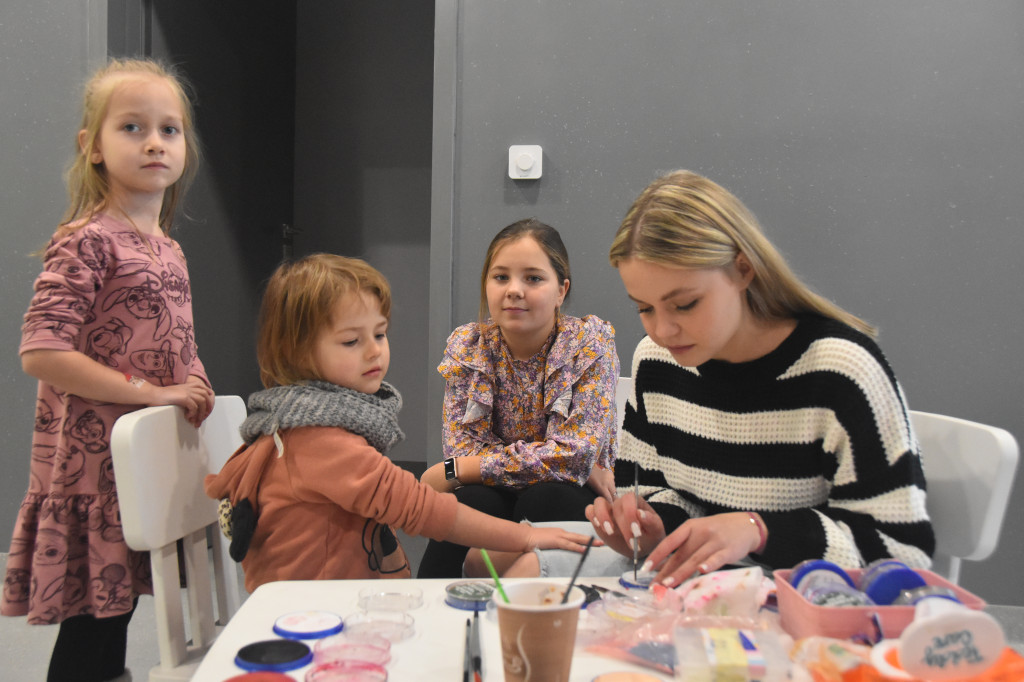 Mikołajkowy Turniej Piłki Halowej w Książu