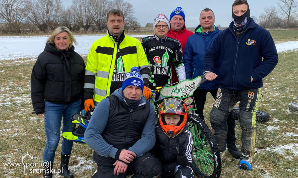 Amatorzy wyjechali motorami