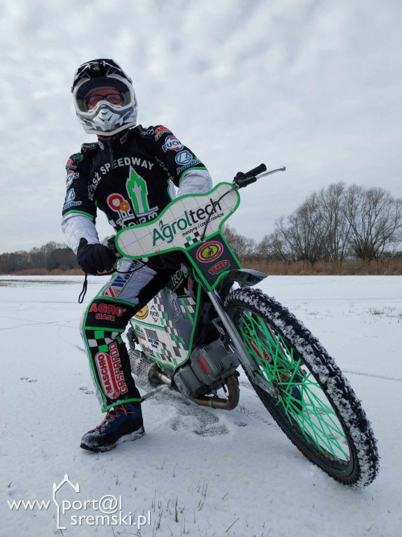 Amatorzy wyjechali motorami