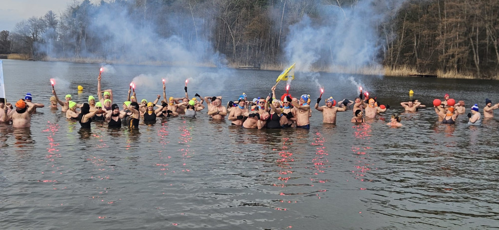 Walentynkowe morsowanie w Jarosławkach