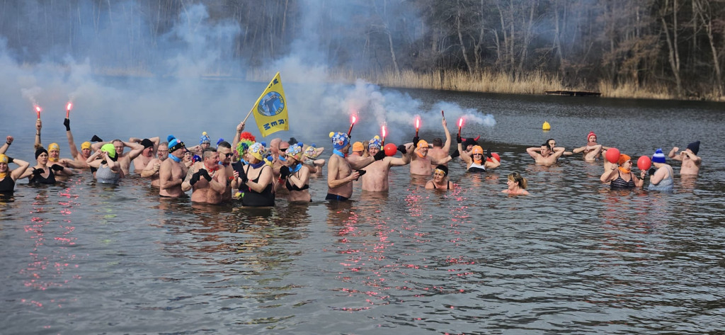 Walentynkowe morsowanie w Jarosławkach