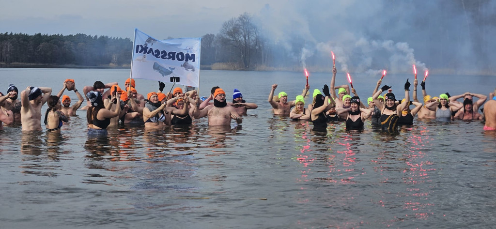 Walentynkowe morsowanie w Jarosławkach