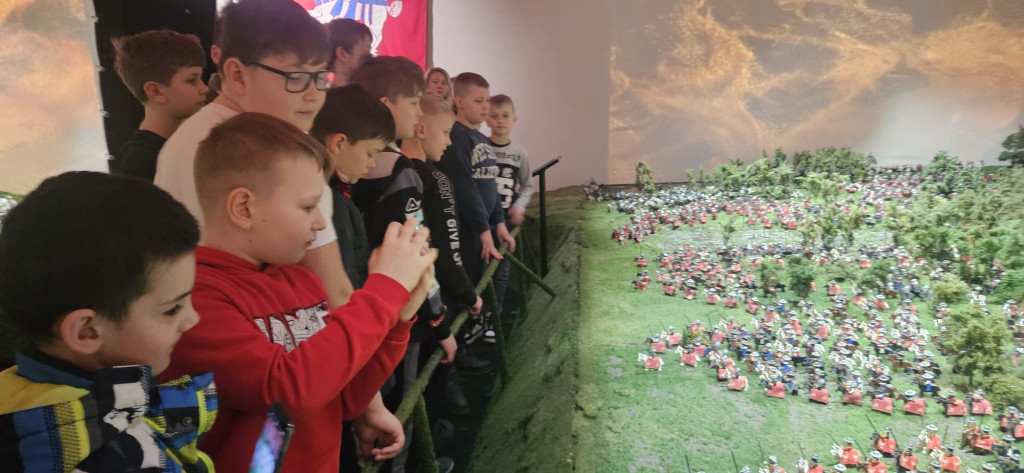 Poznali historię Polski z klocków Lego