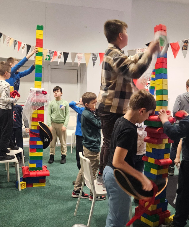 Poznali historię Polski z klocków Lego