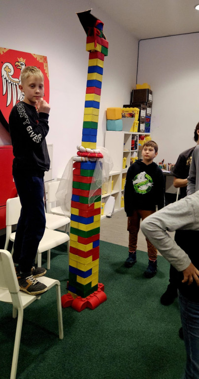 Poznali historię Polski z klocków Lego