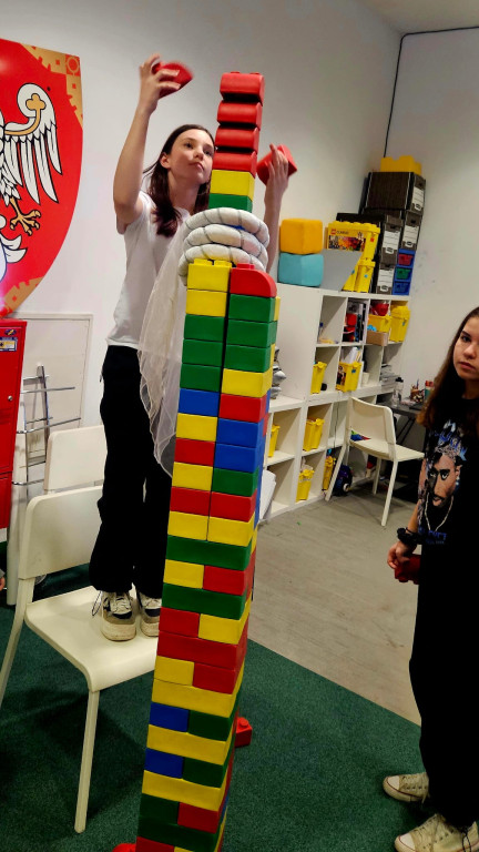 Poznali historię Polski z klocków Lego