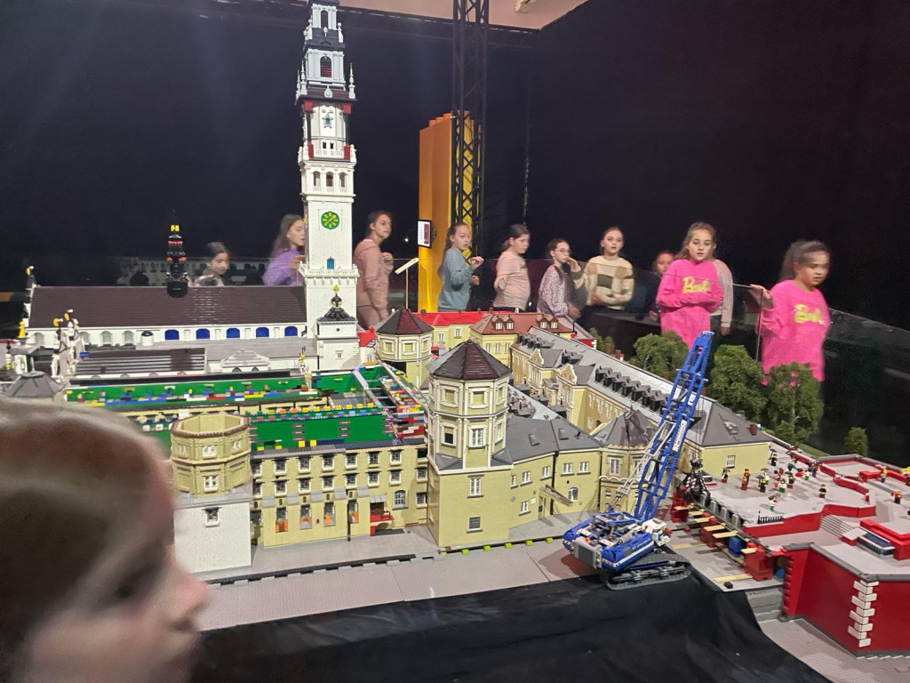 Poznali historię Polski z klocków Lego