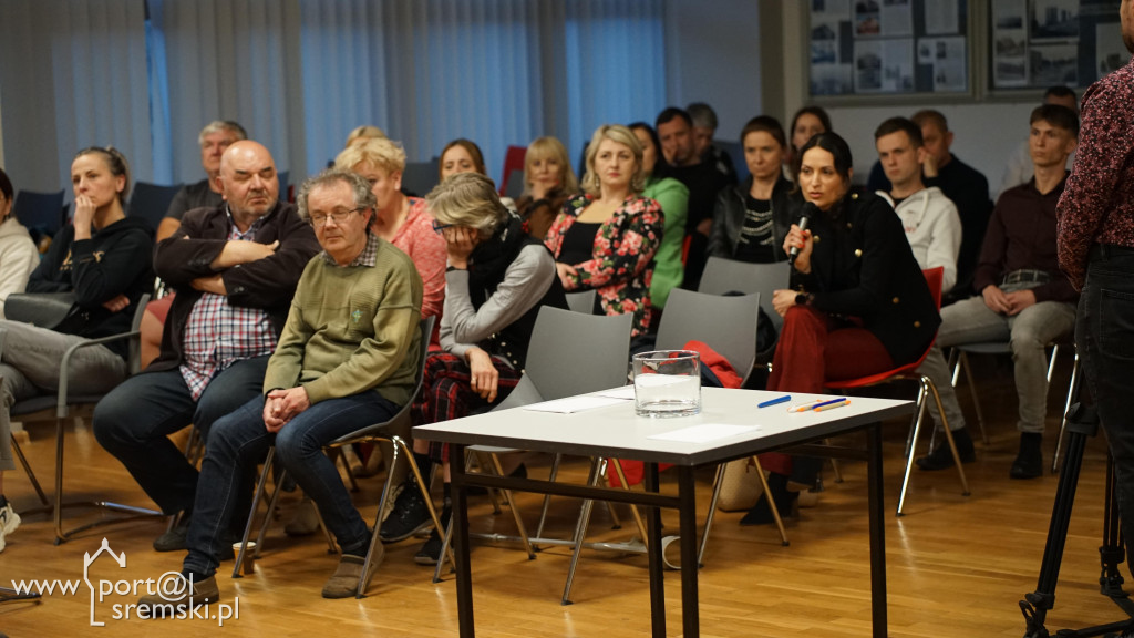Mieszkańcy spotkali się z Grzegorzem Wiśniewskim
