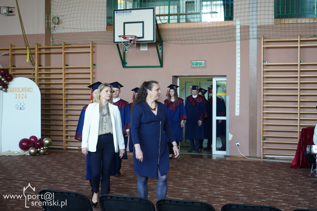 Pożegnanie maturzystów ZSE w Śremie
