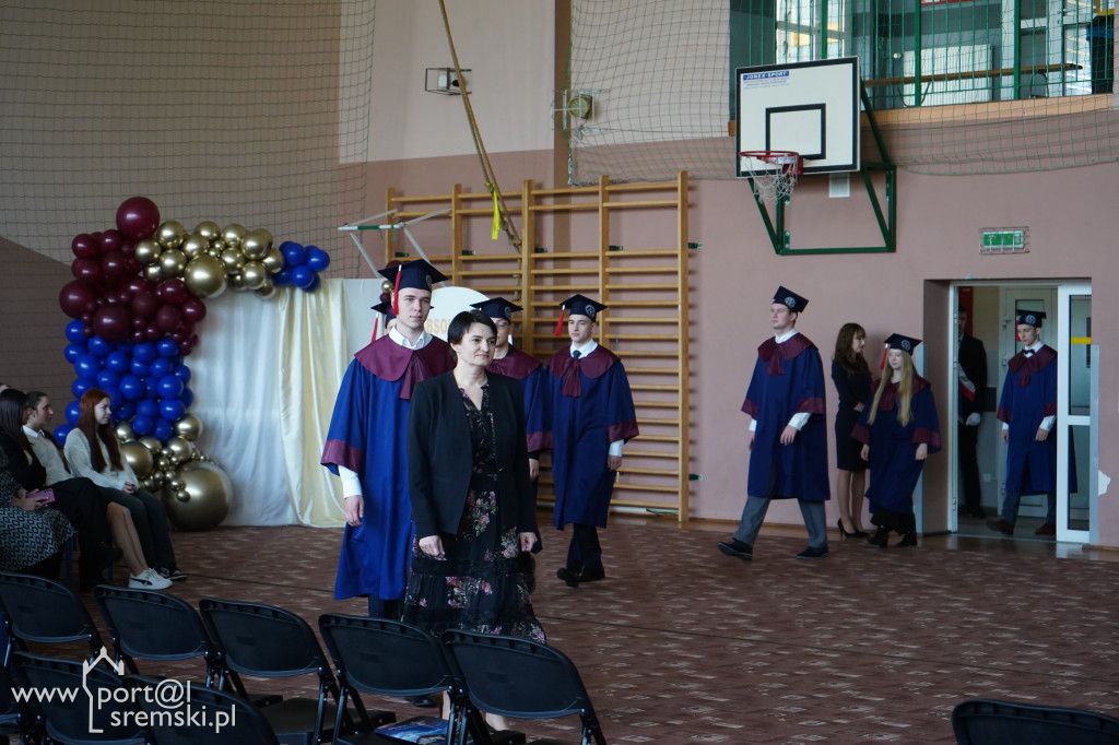 Pożegnanie maturzystów ZSE w Śremie