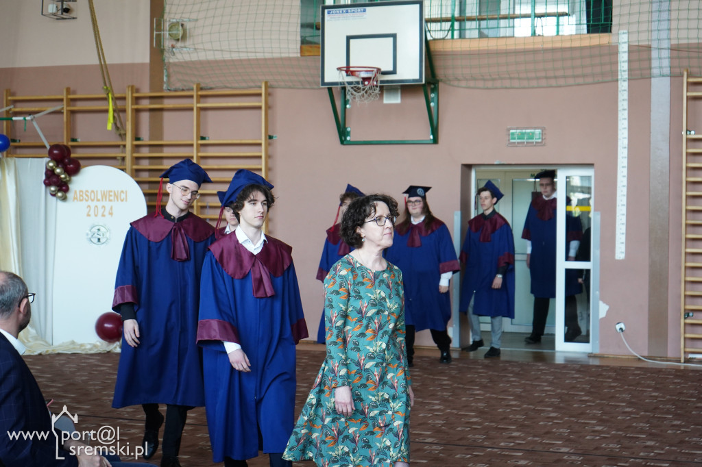 Pożegnanie maturzystów ZSE w Śremie