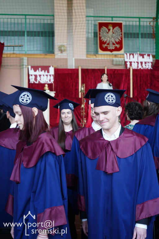 Pożegnanie maturzystów ZSE w Śremie