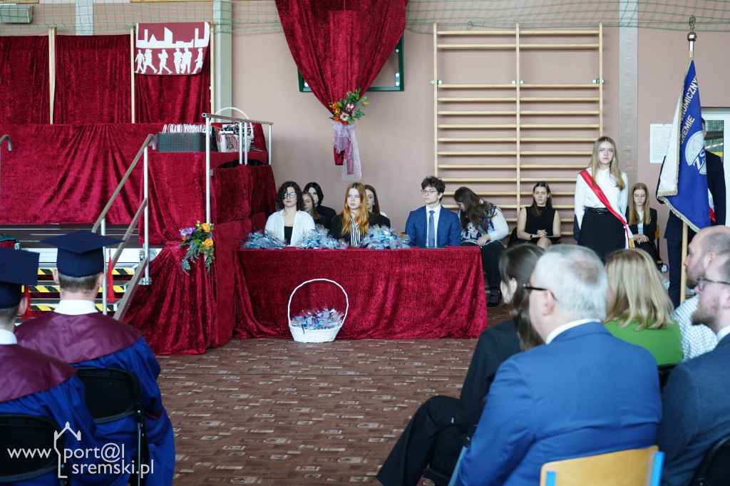Pożegnanie maturzystów ZSE w Śremie