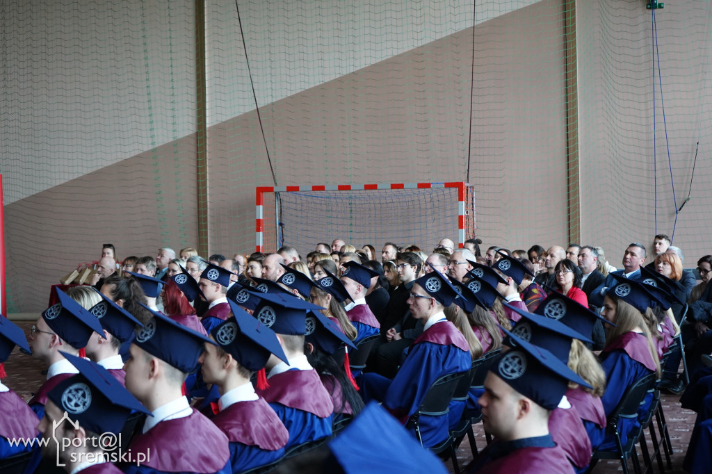 Pożegnanie maturzystów ZSE w Śremie