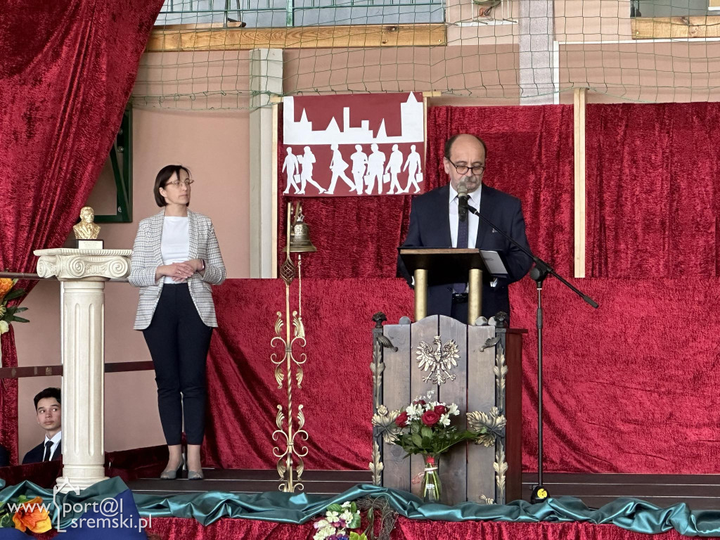 Pożegnanie maturzystów ZSE w Śremie