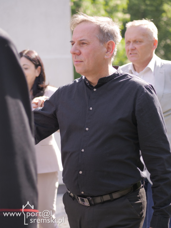 Po Mszy św. zatańczyli poloneza