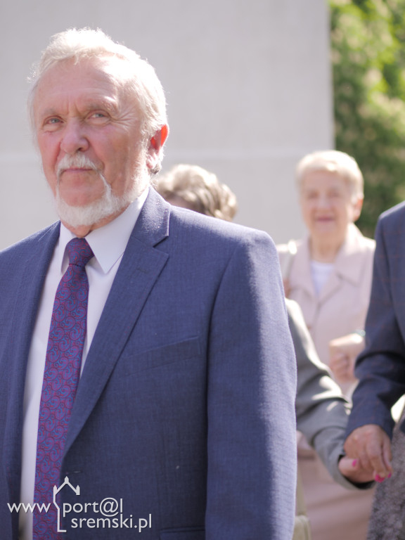 Po Mszy św. zatańczyli poloneza