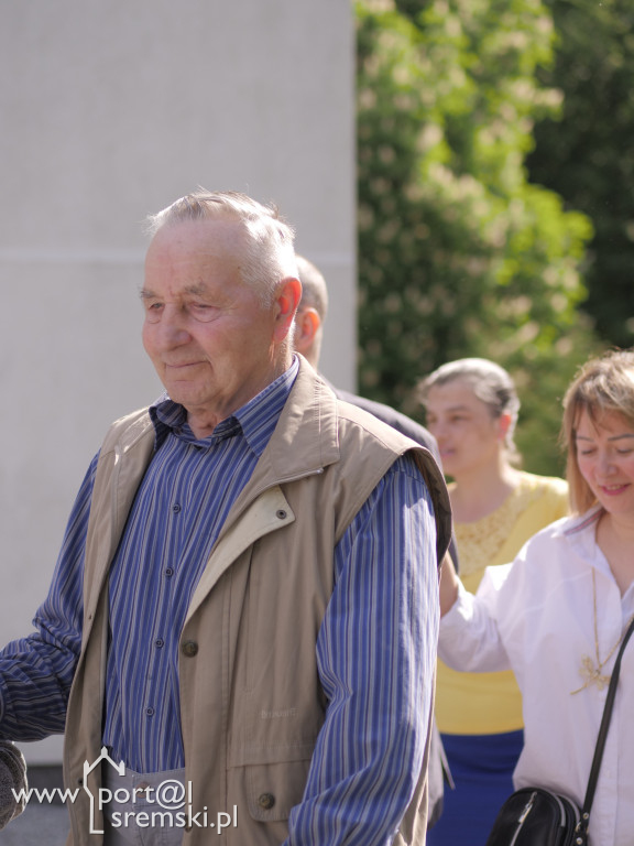 Po Mszy św. zatańczyli poloneza